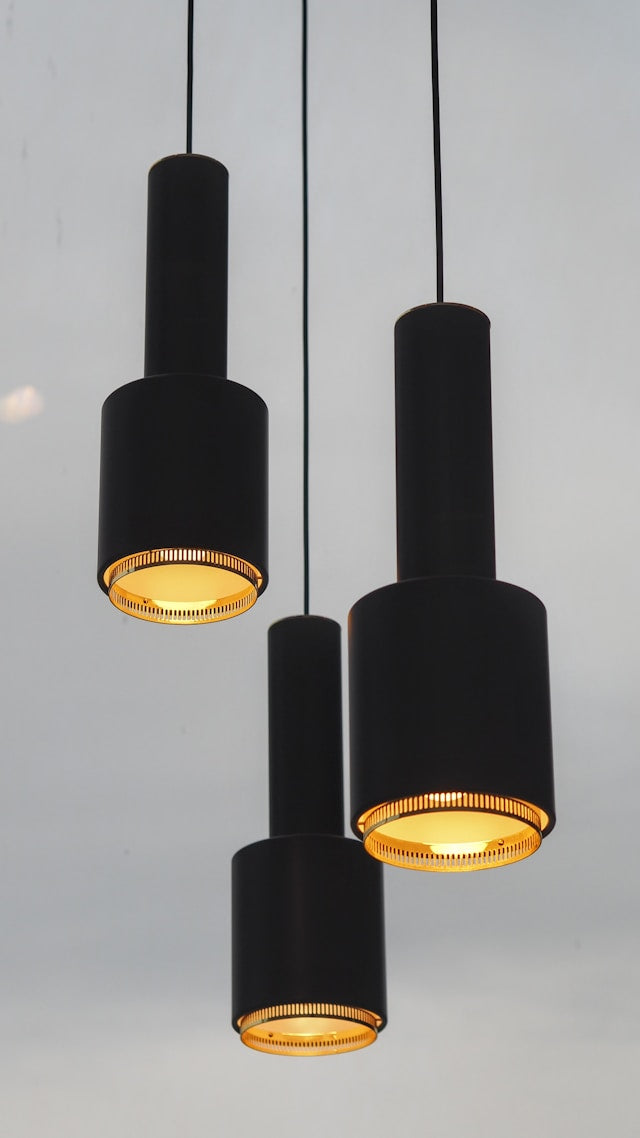 Pendant light